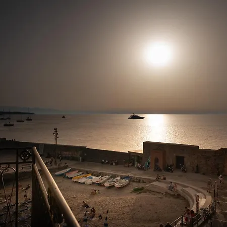 Tramonto Marina *